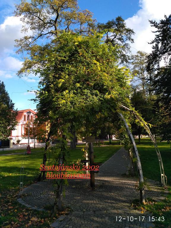 Homestay Подєбради Екстер'єр фото